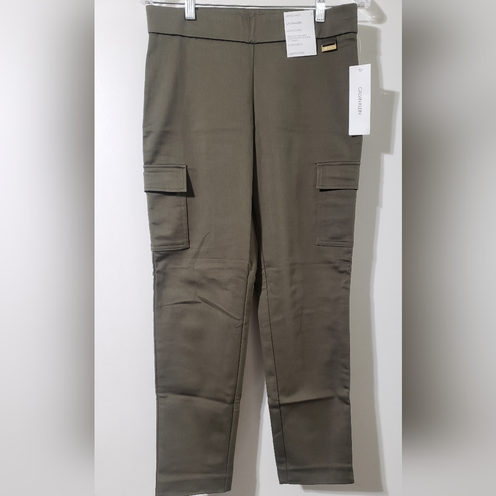 Calvin Klein Mid Rise Cargo Pants